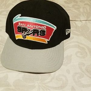 Spurs snap back